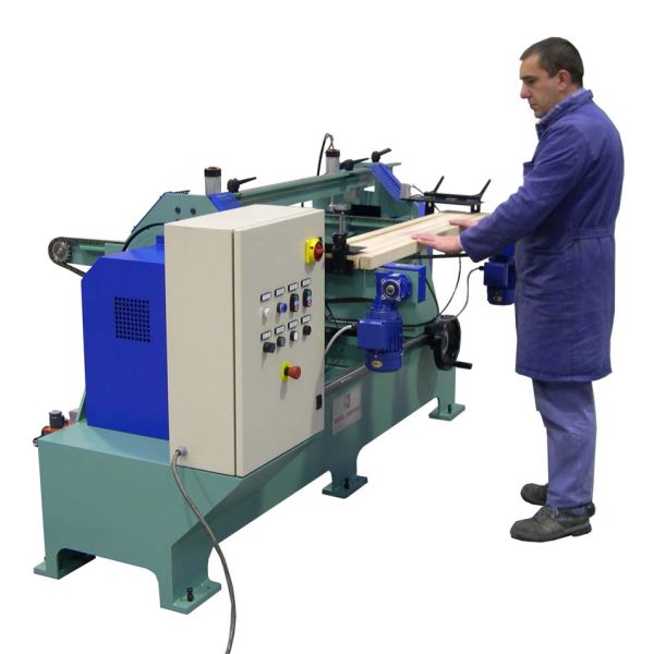 Double trimming machine for wood<br>TT 50